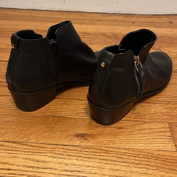 Also Veradia Ankle Boot - Picture 5 of 8